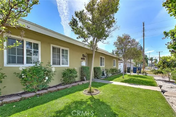 Redlands, CA 92374,1606 Orange ST