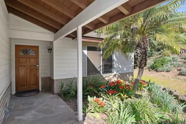 Fallbrook, CA 92028,3819 Foxglove LN