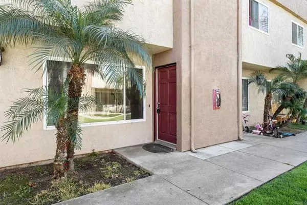 El Cajon, CA 92020,315 S Mollison Ave 2
