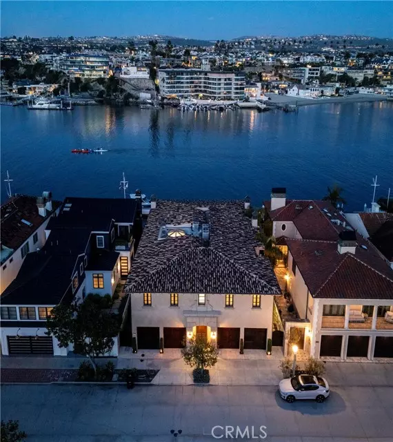 Newport Beach, CA 92661,2258 Channel RD