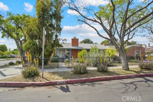 7001 Lasaine AVE, Van Nuys, CA 91406