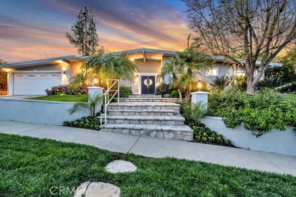 Woodland Hills, CA 91367,23747 Canzonet ST