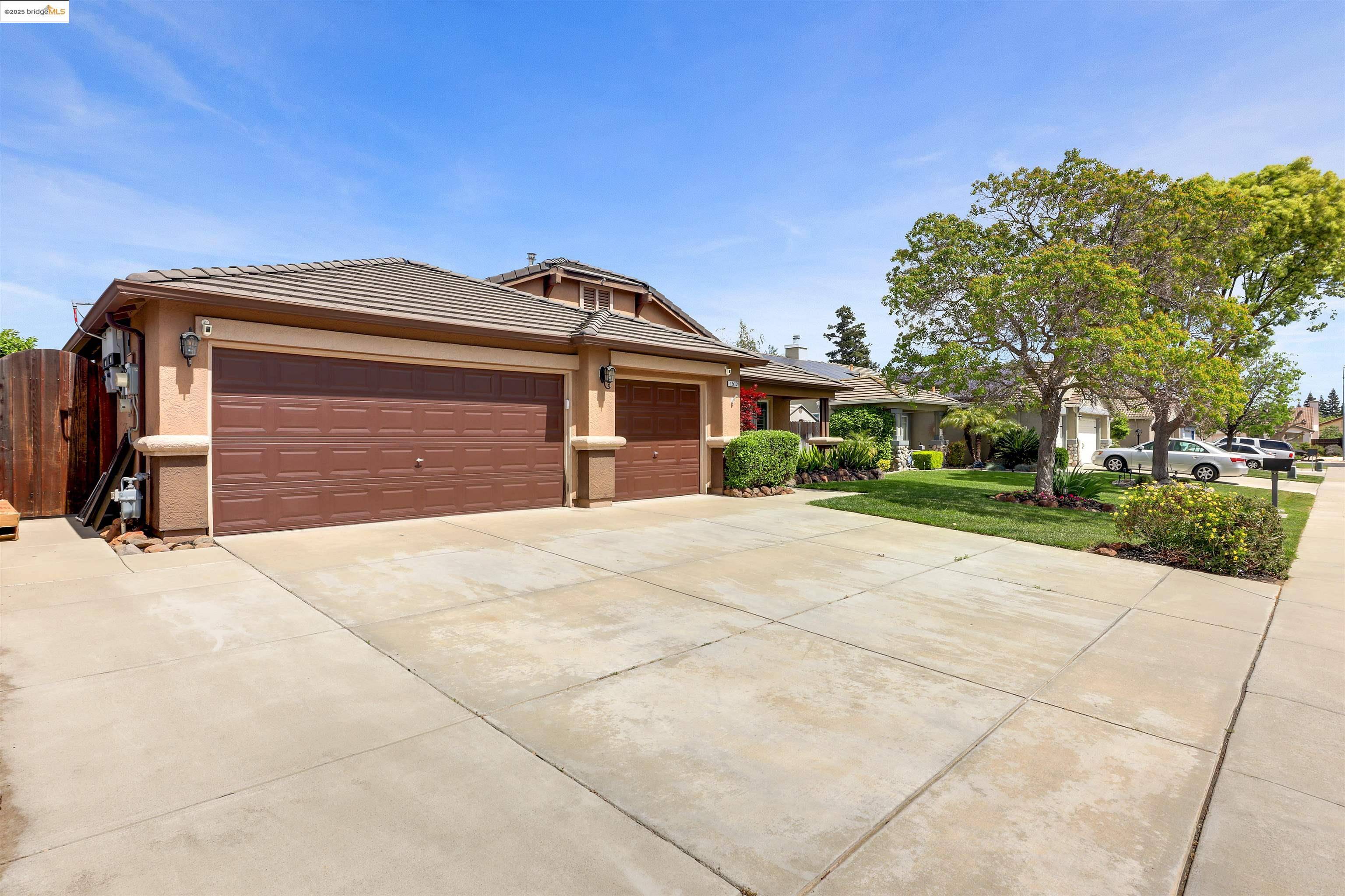Oakley, CA 94561,1512 Coventry Dr