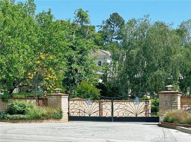 1826 Bluebird RD, Glendora, CA 91741