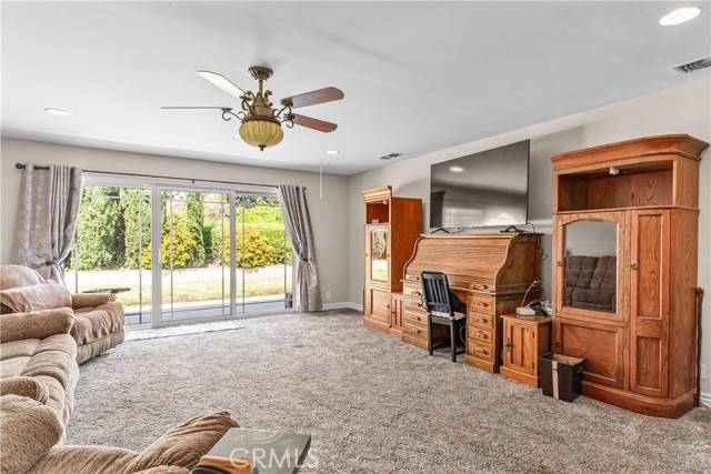 Whittier, CA 90603,9934 Cullman AVE