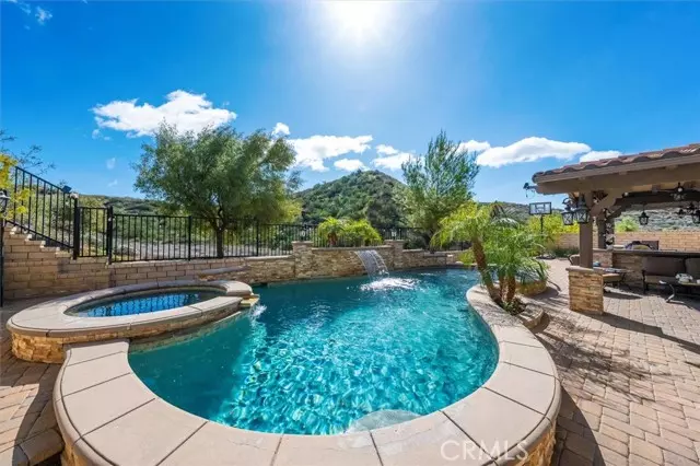 28360 Steel LN, Valencia, CA 91354