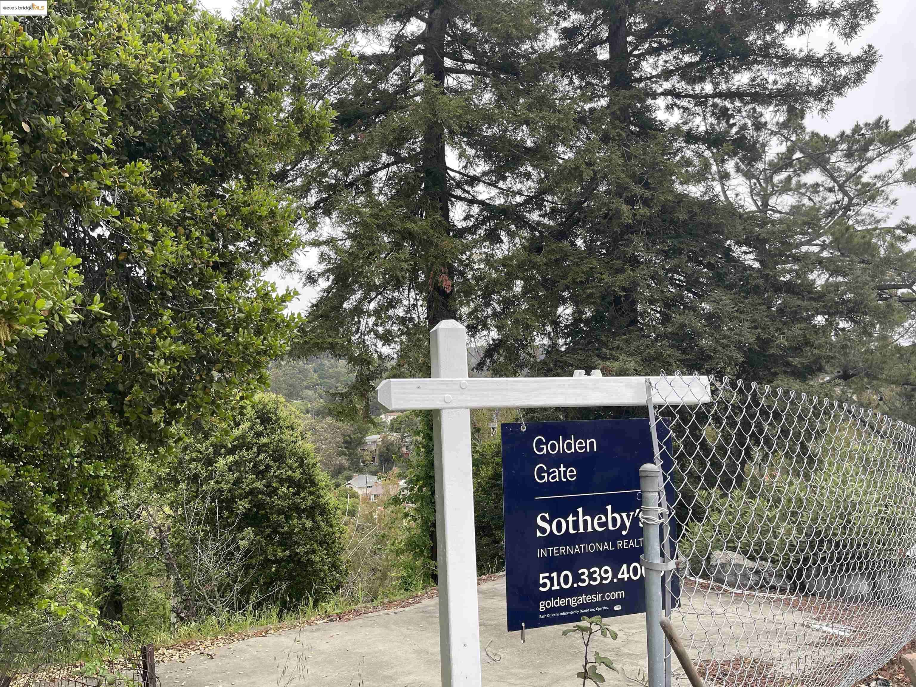 Granada Ave, Oakland, CA 94621