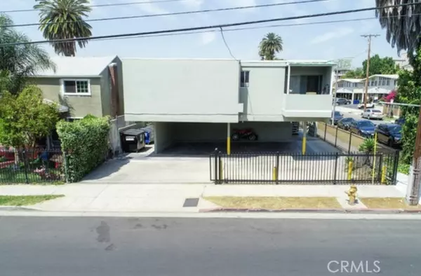 Los Angeles, CA 90018,2204 W 26th PL