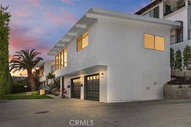 2516 Bayside DR, Corona Del Mar, CA 92625