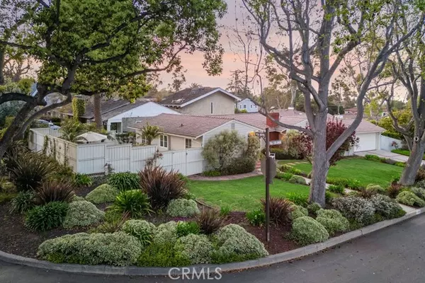 Palos Verdes Estates, CA 90274,405 Via Colorin