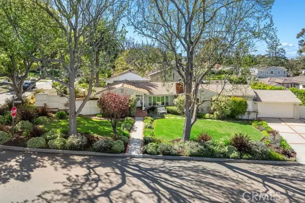 Palos Verdes Estates, CA 90274,405 Via Colorin