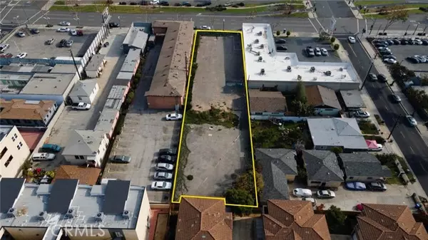 Lawndale, CA 90260,15329 Hawthorne BLD