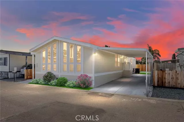 Bakersfield, CA 93308,132 Fernwood LN