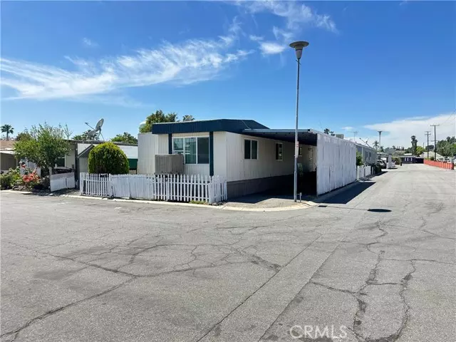 2250 W Mill ST 53, Colton, CA 92324