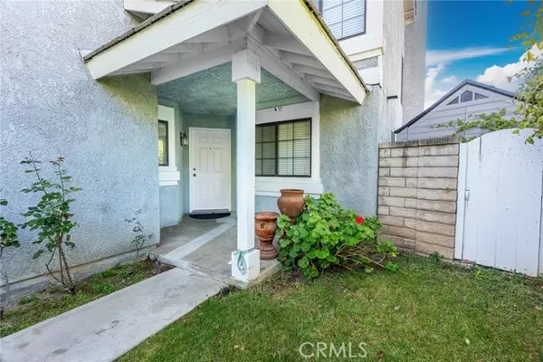 Saugus, CA 91350,21602 Bedford WAY
