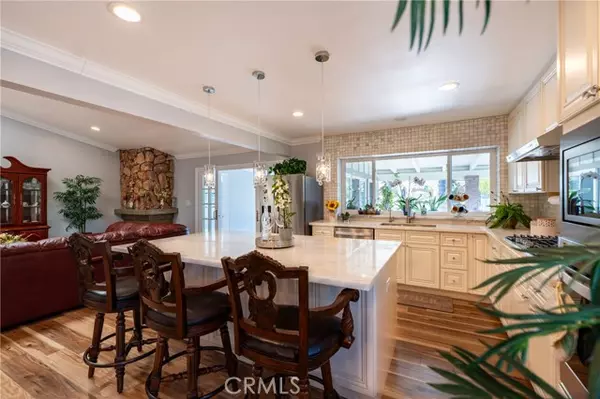 Bradbury, CA 91008,2233 Rim RD