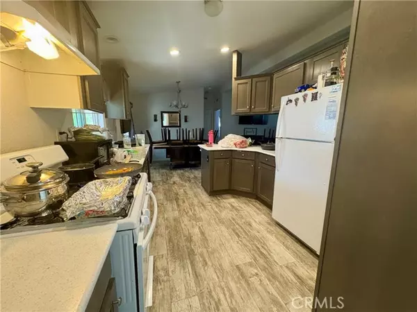 Jurupa Valley, CA 92509,8086 Mission BLD 34