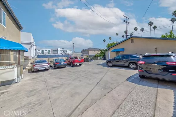 Los Angeles, CA 90004,236 N Catalina ST