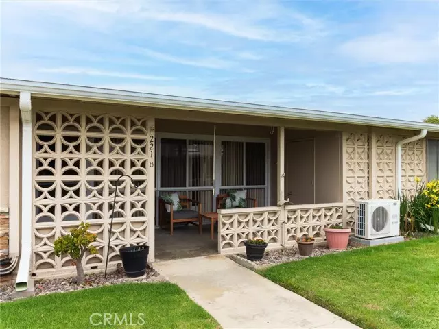 13061 Oak hill Dr 221B, Seal Beach, CA 90740