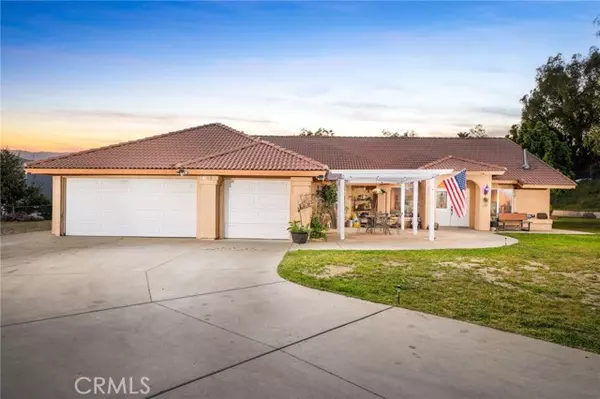 San Bernardino, CA 92407,1108 Richmond Hill CT