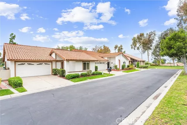 28133 Espinoza, Mission Viejo, CA 92692