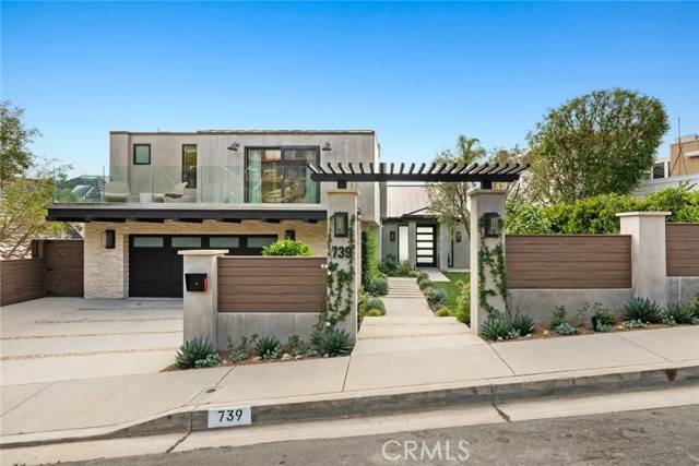 Laguna Beach, CA 92651,739 Marlin