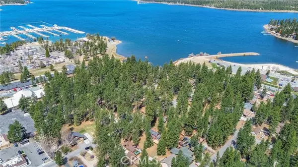 415 Knight AVE, Big Bear Lake, CA 92315