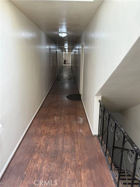 Long Beach, CA 90802,225 W 5th ST 16