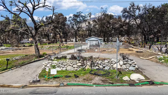 Altadena, CA 91001,369 E Altadena Dr