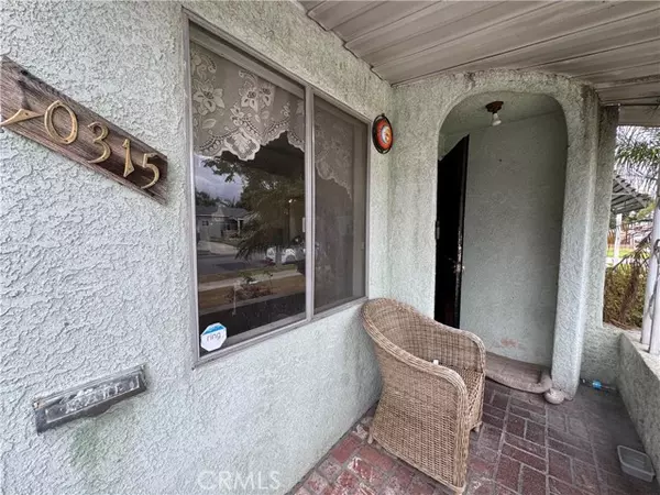 South Gate, CA 90280,10315 San Vincente AVE