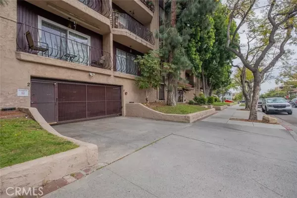 Glendale, CA 91206,310 N Jackson ST 130
