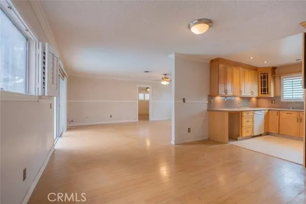 Glendale, CA 91206,310 N Jackson ST 130