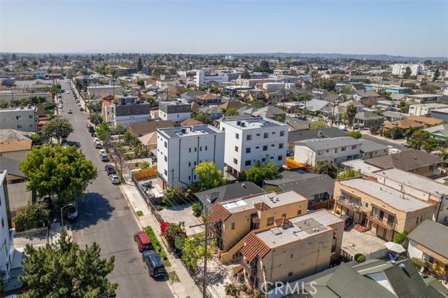 Los Angeles, CA 90006,1135 S Ardmore AVE