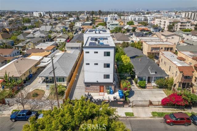 Los Angeles, CA 90006,1135 S Ardmore AVE