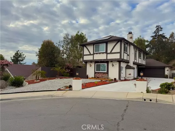 329 Nicole DR, Vista, CA 92084