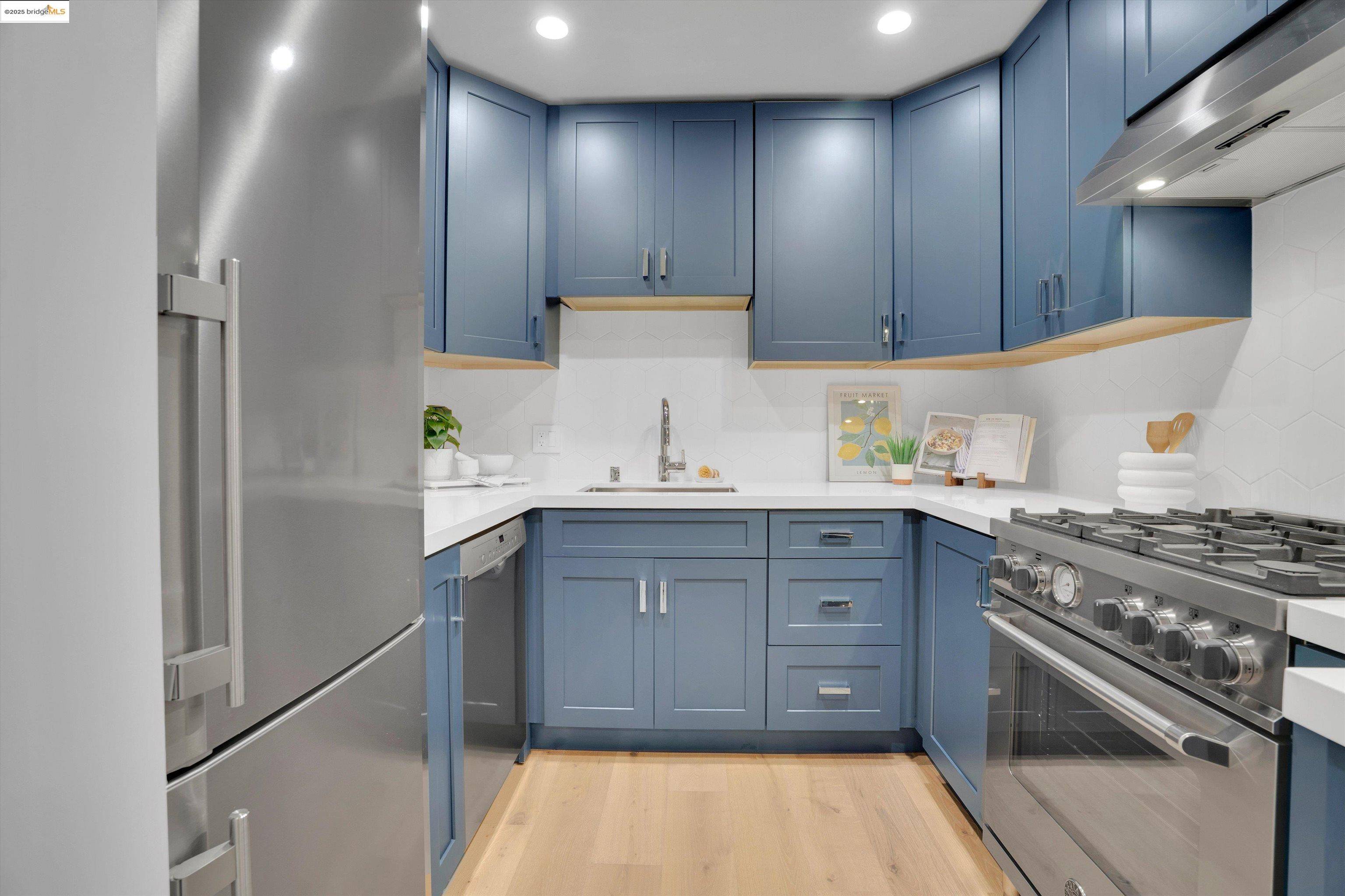 San Francisco, CA 94110,3443 20th St B