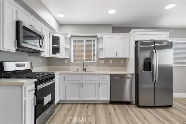 Los Angeles, CA 90011,3721 S San Pedro ST