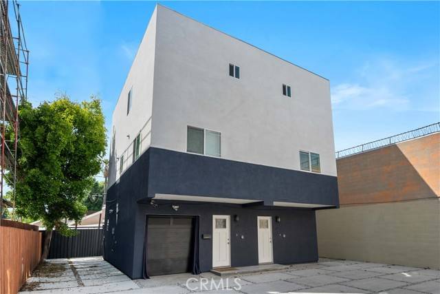 Los Angeles, CA 90011,3721 S San Pedro ST