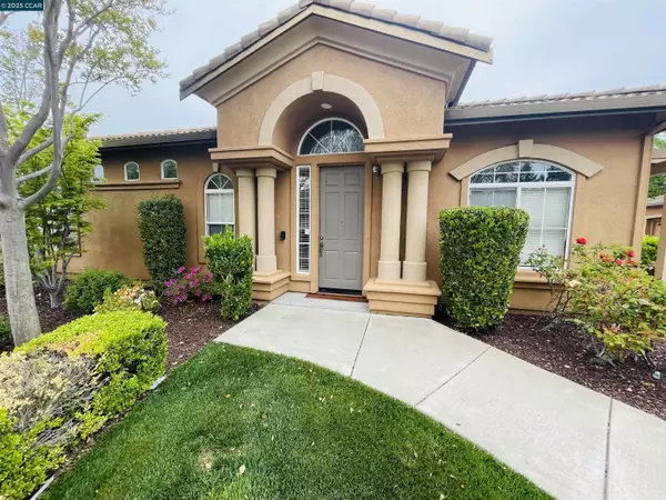 Vallejo, CA 94591,7104 Majestic Ct