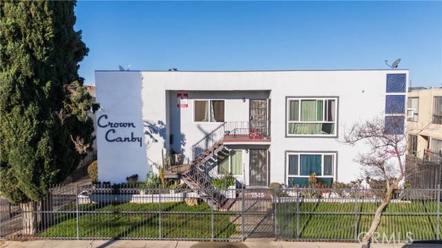 7515 Canby AVE, Reseda, CA 91335