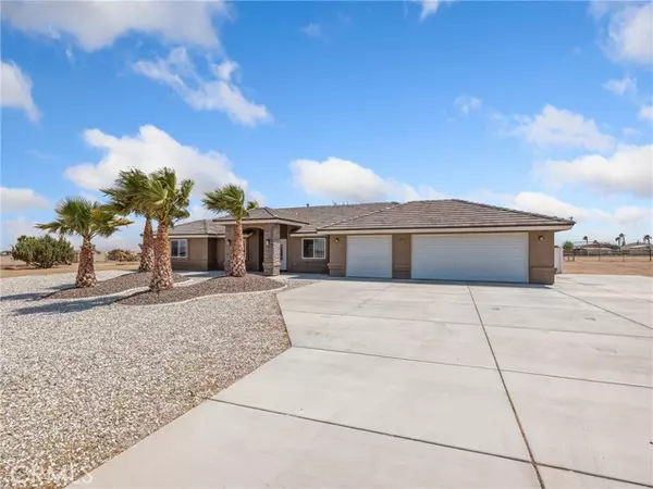 Oak Hills, CA 92344,10015 Verbena RD