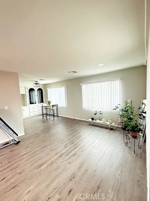 Hemet, CA 92543,360 Santa Clara CIR