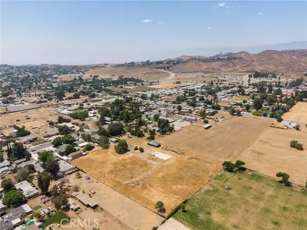 Yucaipa, CA 92399,12419 13th ST