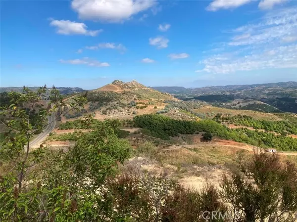 Temecula, CA 92590,2 Daneri LN
