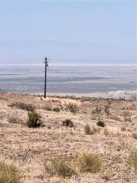Littlerock, CA 93543,96 Y10 ST