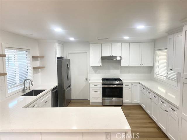 Seal Beach, CA 90740,4681 Ironwood AVE