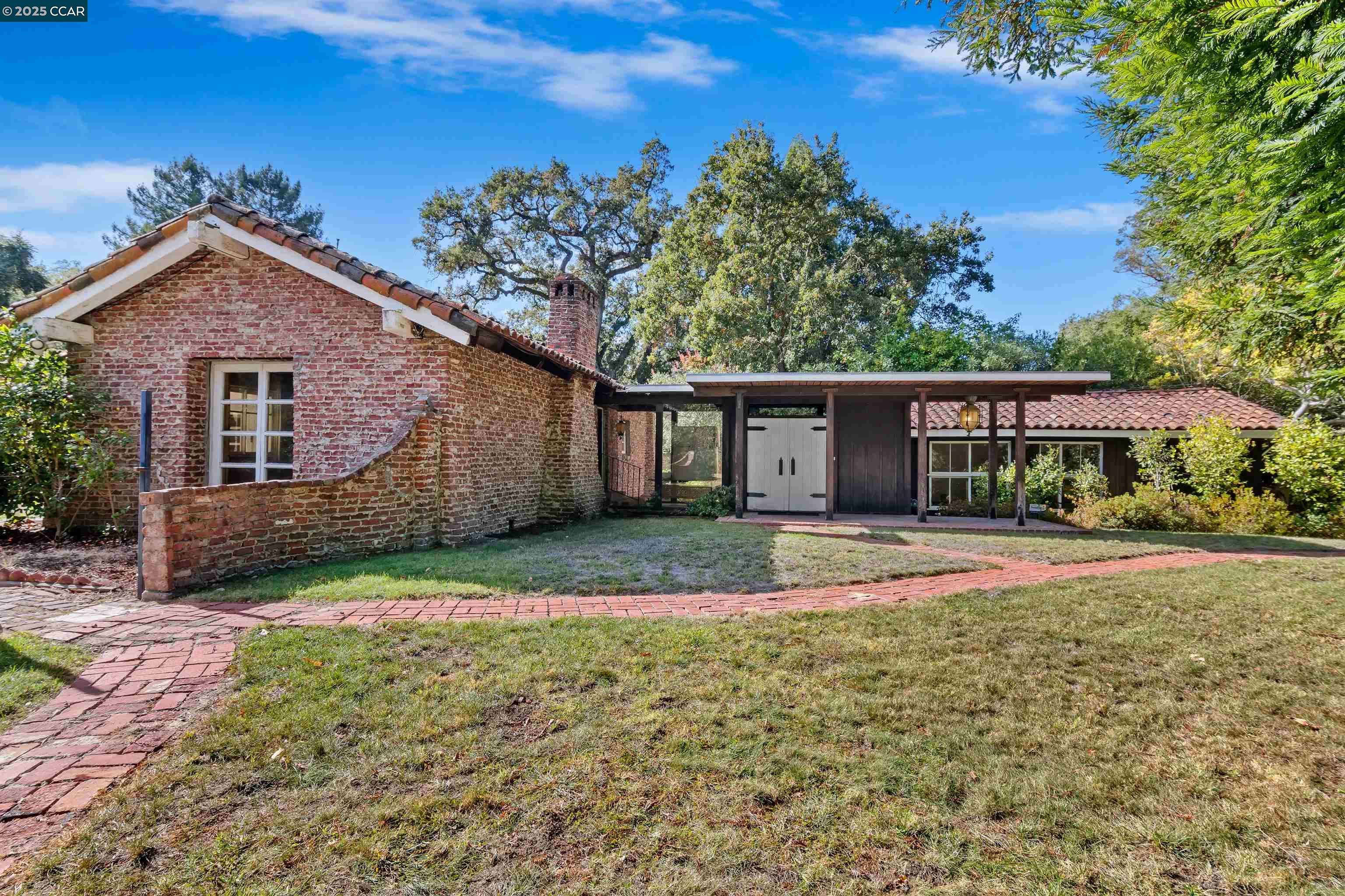 2339 Tice Valley Blvd, Walnut Creek, CA 94595