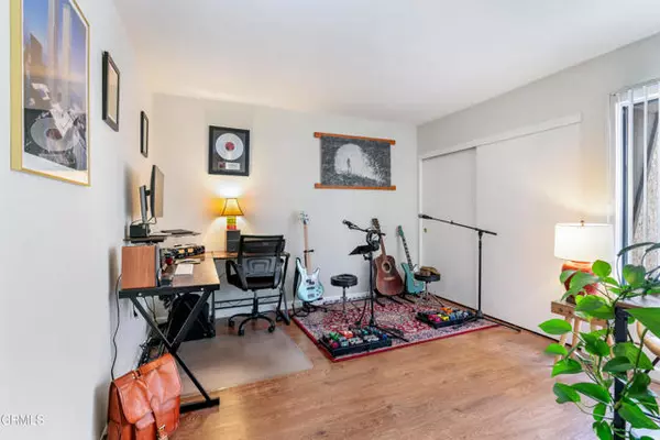 Van Nuys, CA 91405,15050 Sherman WAY 190