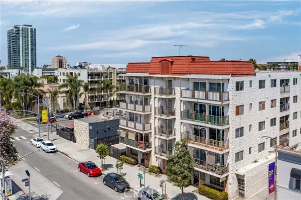 Long Beach, CA 90802,615 E Broadway 306