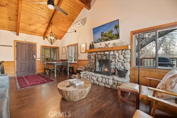 Big Bear City, CA 92314,698 Villa Grove AVE